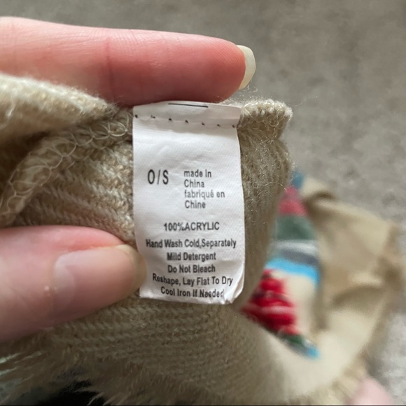 BP (Nordstrom) holiday plaid circle scarf - Picture 4 of 9